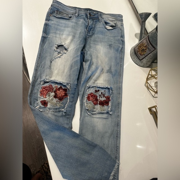 Vanilla Star Light Blue Distressed Jeans with Red Floral Embroidery - Picture 1 of 5